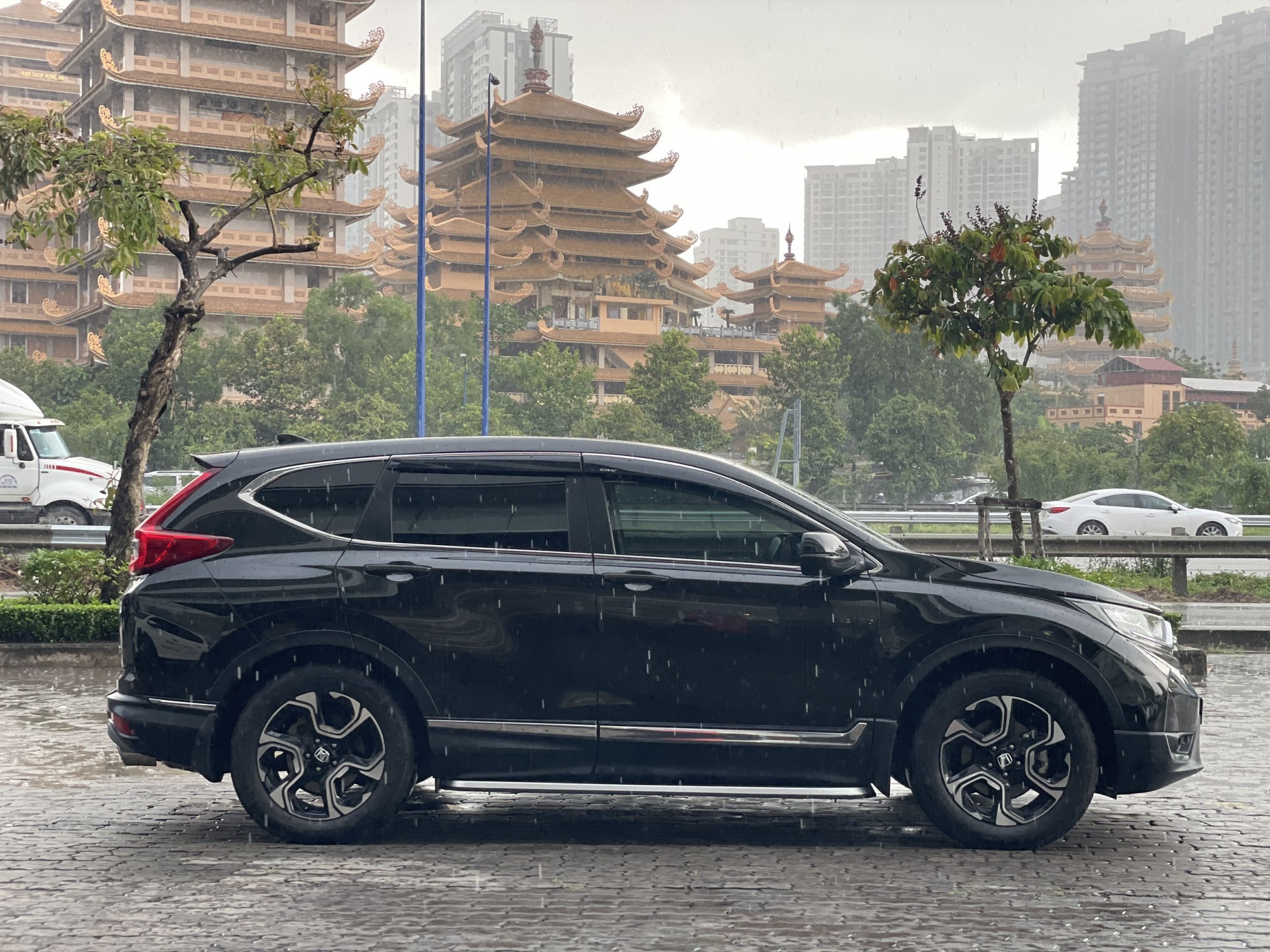 USED CAR - HONDA CRV G 2018 nhập Thái - Màu xanh rêu - Odo 79.300km